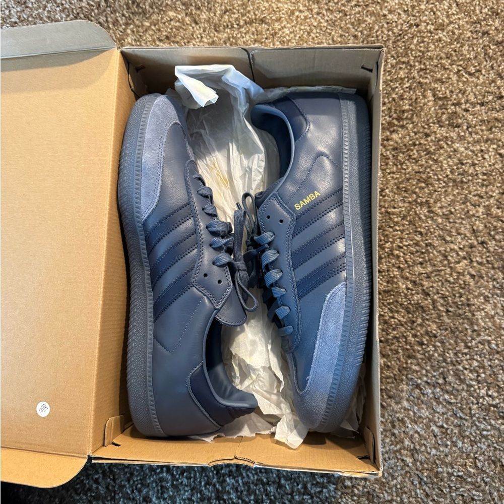 Adidas Samba Men's Sneakers in Navy and Gold